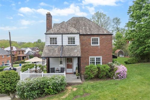 4044 Cloverlea St, Brentwood, PA, 15227-3442 | Card Image