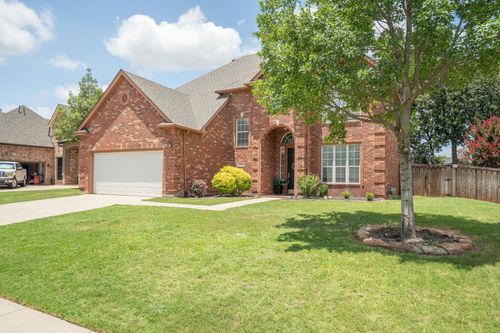 2309 Chambray Dr, Corinth, TX, 76210-3253 | Card Image