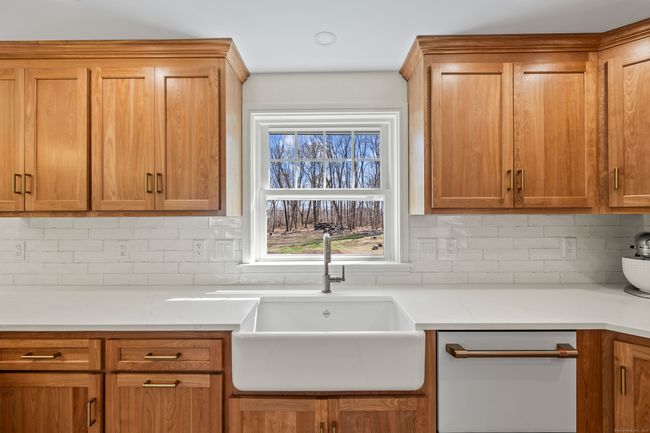 596 Bush Hill Rd, House other with 2 bedrooms, 1 bathrooms and 4 parking in Manchester CT | Image 18