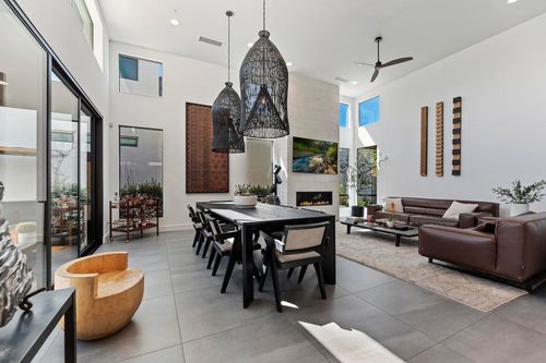 125 Blue Moon Dr, Palm Springs, CA, 92262-7273 | Card Image