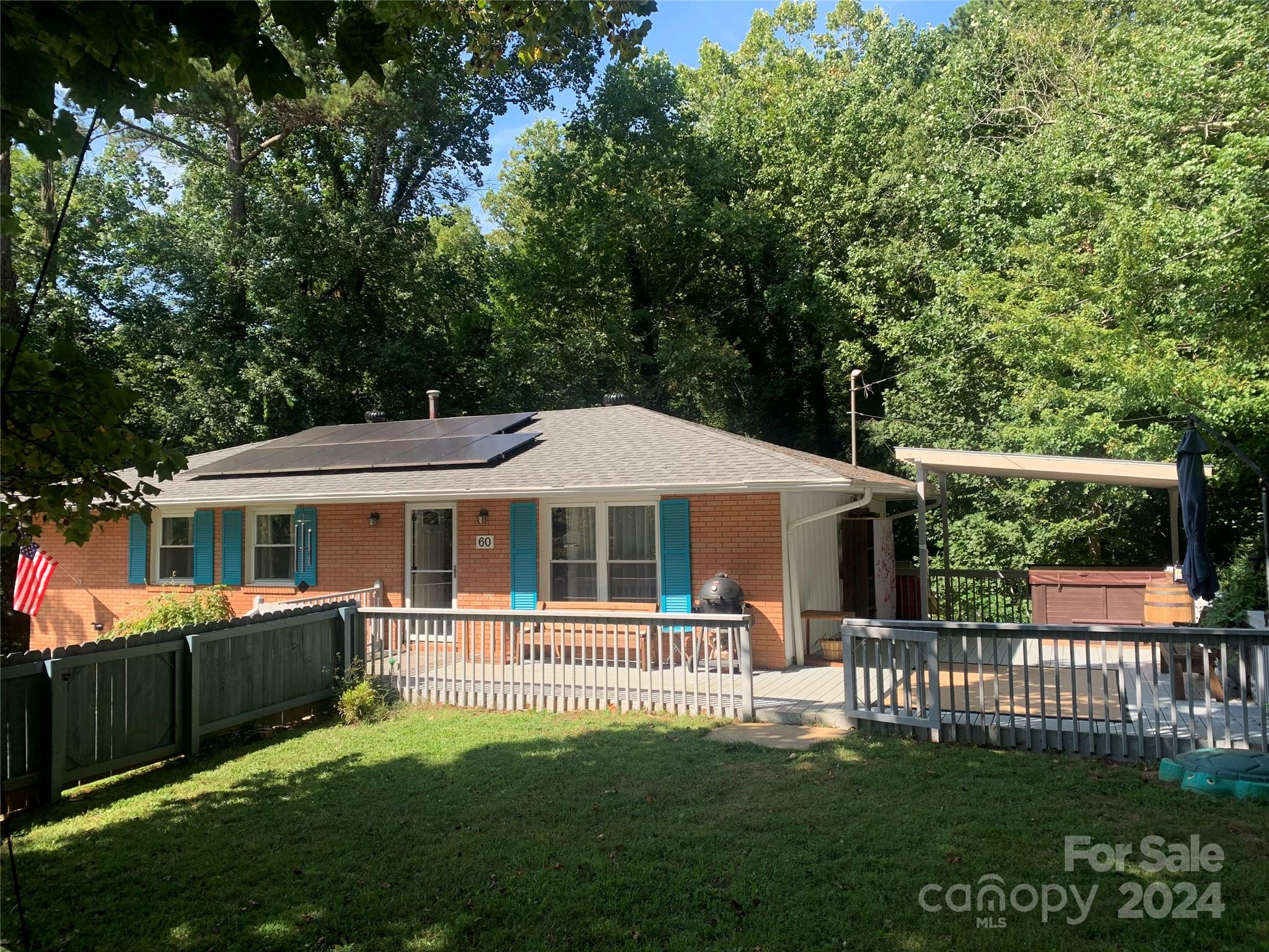 Waters Rd, Asheville, NC 28805