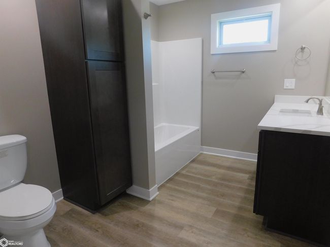 726 2 Nd Ave, Home with 2 bedrooms, 1 bathrooms and null parking in Manilla IA | Image 10