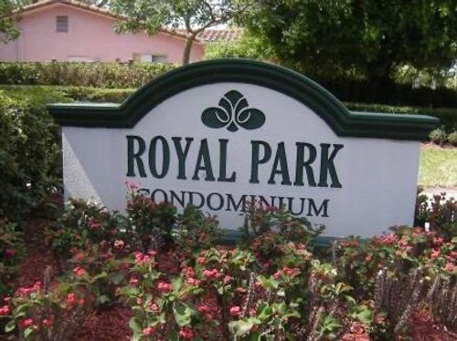 2e-107 Royal Park Dr, Oakland Park, FL, 33309-5837 | Card Image