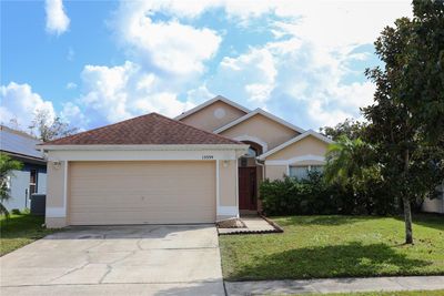 13339 Early Frost Circle, House other with 3 bedrooms, 2 bathrooms and null parking in Orlando FL | Image 1