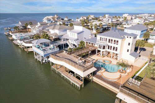 3730 Nueces Dr, Galveston, TX, 77554-1274 | Card Image