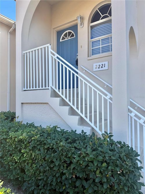 unit-2221-4220 Players Pl, SARASOTA, FL, 34238-5430 | Card Image