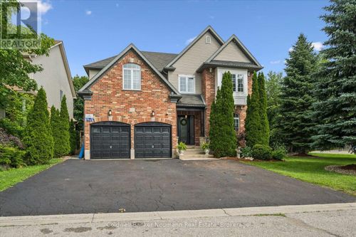 3 Truesdale Cres, Guelph, ON, N1G5K2 | Card Image
