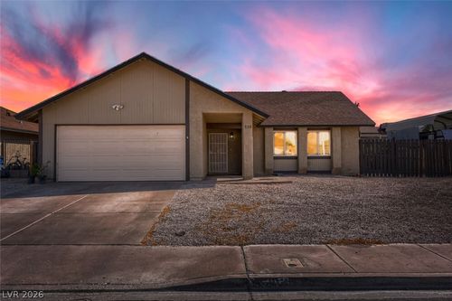 520 Close Ave, Henderson, NV, 89011-5361 | Card Image