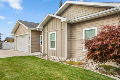 1607 N Corbin Ln, Home with 3 bedrooms, 2 bathrooms and null parking in Spokane Valley WA | Image 3