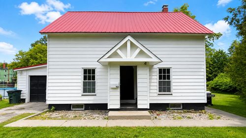 112 Harrison Ave, St. Johnsbury, VT, 05819-2549 | Card Image