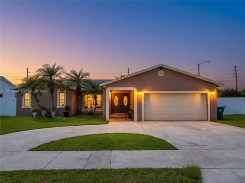 28148 Sw 136th Ave, Homestead, FL, 33033-1962 | Card Image