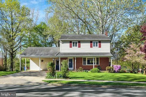 115 Fairview Dr, CAMP HILL, PA, 17011-8312 | Card Image