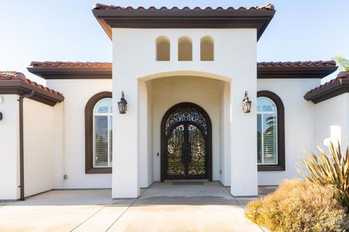 8301 Simi Ct, Stockton, CA, 95212-9492 | Card Image