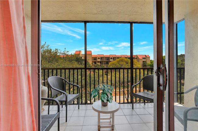 APT-461 - 3651 Environ Blvd, Condo with 2 bedrooms, 2 bathrooms and null parking in Lauderhill FL | Image 26