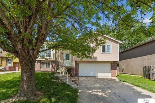 14664 Meredith Ave, Omaha, NE, 68116-6608 | Card Image