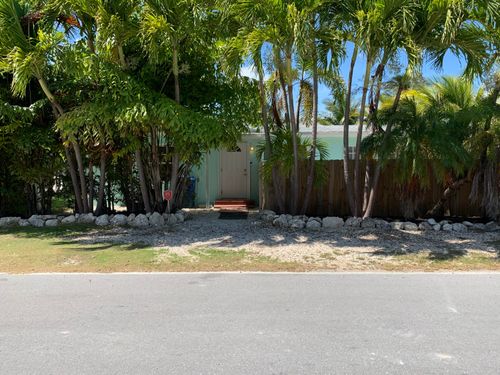 31525 Avenue A, Big Pine Key, FL, 33043-4506 | Card Image