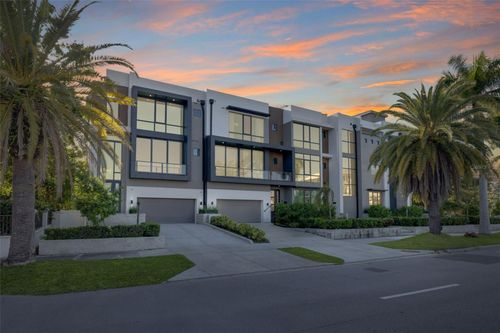 98 W Davis Blvd, Tampa, FL, 33606-3535 | Card Image