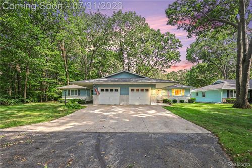 3965 Butternut Ct, Port Huron, MI, 48060-8615 | Card Image