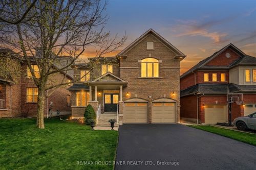 51 Vineyard Ave, Whitby, ON, L1P1X9 | Card Image