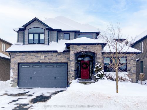 7 Hillborn Street, East Luther Grand Valley, ON, L9W6T9 | Card Image