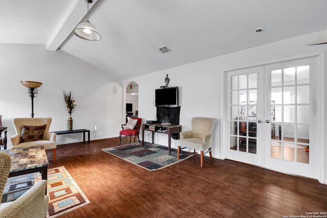 6626 Luckey Tree, House other with 3 bedrooms, 2 bathrooms and null parking in San Antonio TX | Image 4
