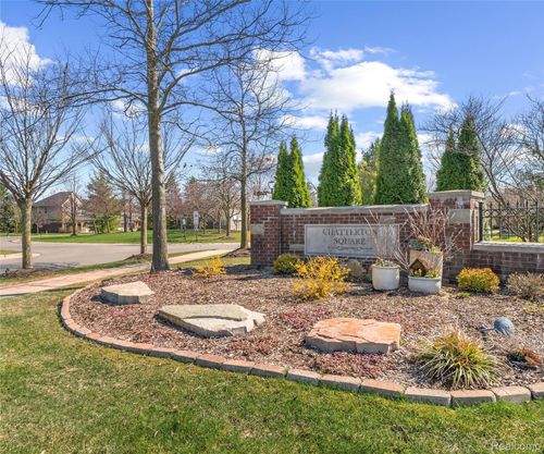 91-4090 Brighton Ln, Canton, MI, 48188-7202 | Card Image