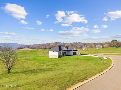 121 Purple Iris Pl, Loudon, TN, 37774-2201 | Card Image