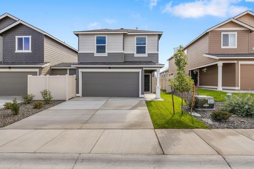 755 S Zeelar Street, Kennewick, WA, 99336 | Card Image