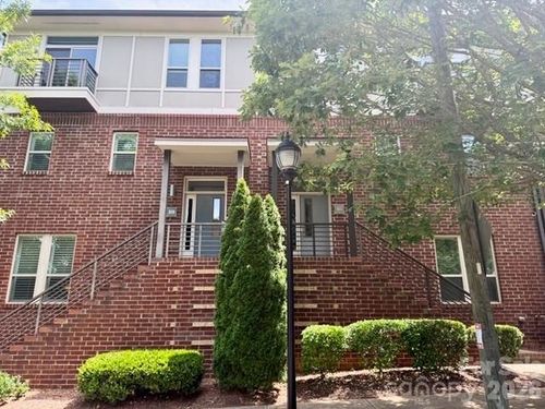 863 Academy St, Charlotte, NC, 28205-1256 | Card Image