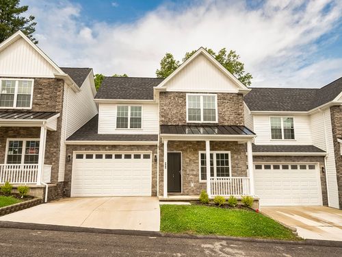 202 Willow Ln, Beaver Falls, PA, 15010-1185 | Card Image