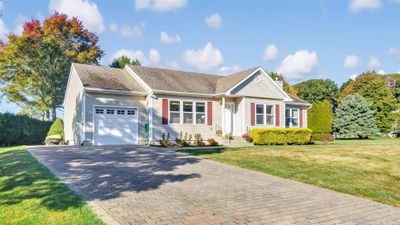 267 Baywood Drive, House other with 3 bedrooms, 2 bathrooms and null parking in Baiting Hollow NY | Image 1