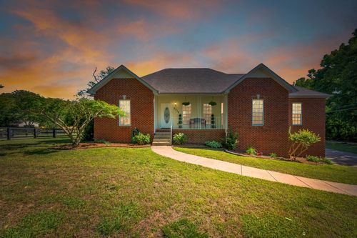 7316 Old Nashville Rd, Fairview, TN, 37062-9023 | Card Image
