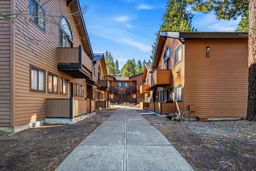 e4-56856 Enterprise Drive, Sunriver, OR, 97707 | Card Image