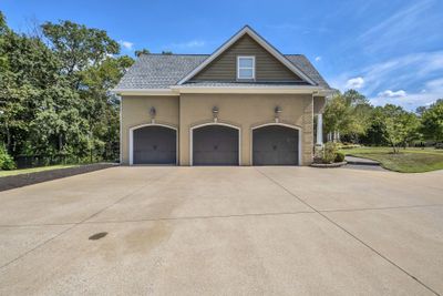 235 Grand Teton Way, House other with 5 bedrooms, 5 bathrooms and 3 parking in Bowling Green KY | Image 3