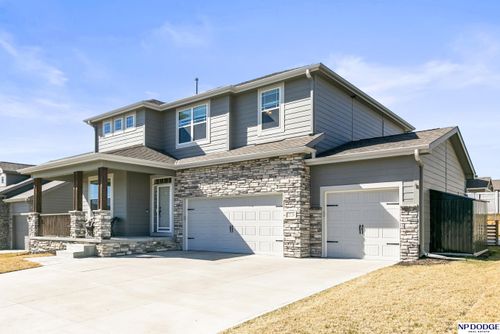 12126 S 209th Ave, Gretna, NE, 68028-4071 | Card Image