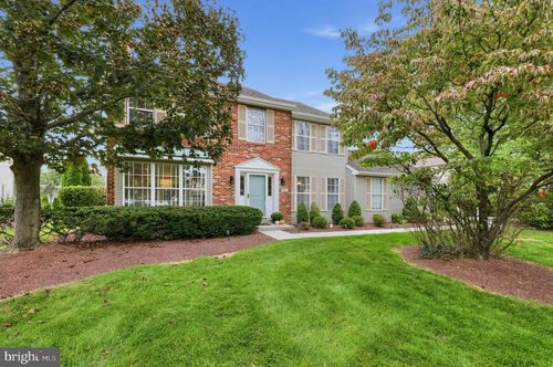 554 Heritage Oak Dr, YARDLEY, PA, 19067-5625 | Card Image