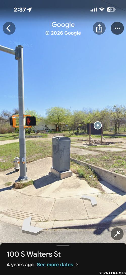 2602 E Commerce St, San Antonio, TX, 78203-2102 | Card Image