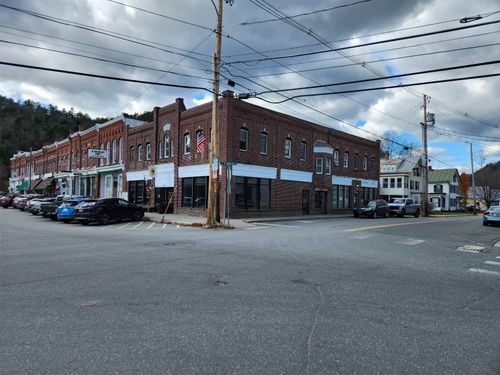 192 Chelsea St, South Royalton, VT, 05068-9800 | Card Image