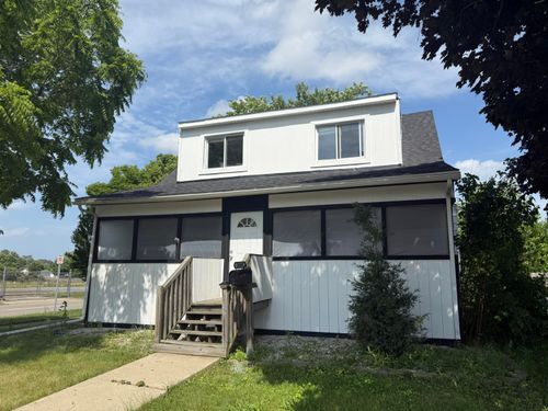 26840 Elm St, Roseville, MI, 48066-5526 | Card Image