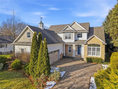 643 King St, Niagara on the Lake, ON, L0S1J0 | Card Image