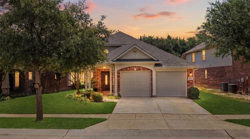 8618 Tyler Dr, Lantana, TX, 76226-7391 | Card Image