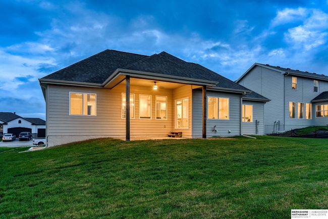 11106 N 161 St St, House other with 5 bedrooms, 3 bathrooms and 3 parking in Bennington NE | Image 54