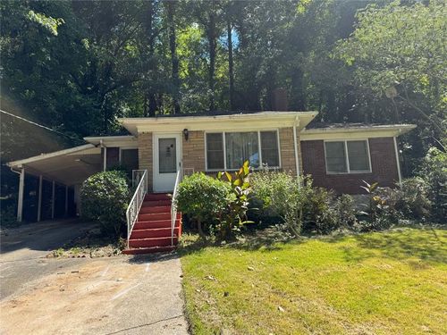 2200 Beecher Cir Sw, Atlanta, GA, 30311-2504 | Card Image