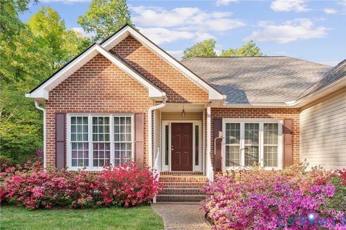 7542 Quail Run Ln, Mechanicsville, VA, 23116-4741 | Card Image