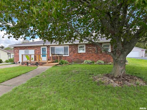 1136 N Diamond St, Jacksonville, IL, 62650-1222 | Card Image