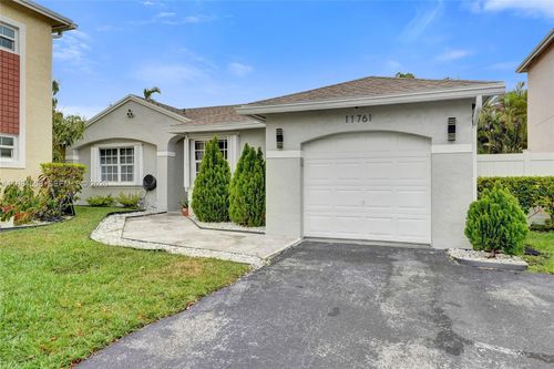 11761 Nw 12th St, Pembroke Pines, FL, 33026-4357 | Card Image