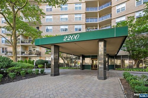 2200 N Central Road, Fort Lee, NJ, 07024 | Card Image