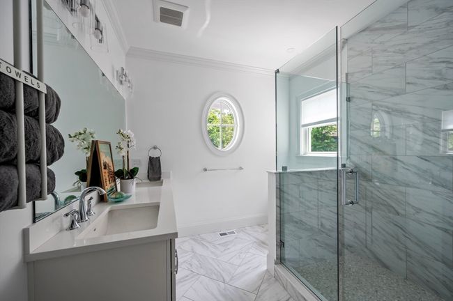 935 E Squantum St, House other with 4 bedrooms, 6 bathrooms and 4 parking in Quincy MA | Image 18