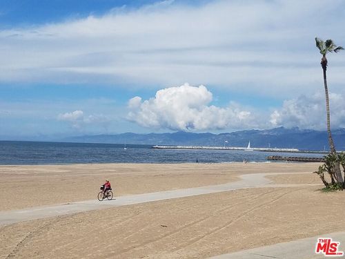 380 Pershing Dr, Playa del Rey, CA, 90293 | Card Image