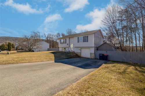 26 Lilac Dr, Wingdale, NY, 12594-1320 | Card Image